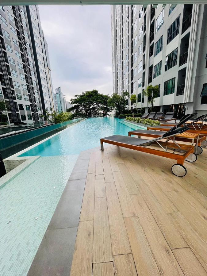 The Base 903 By Numam Apartemen